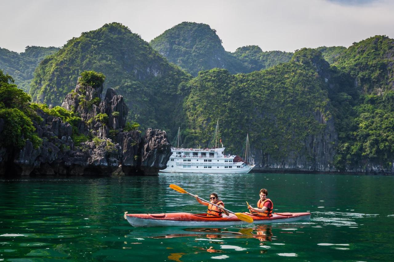 Zo Brother Ha Long Hostel Buitenkant foto